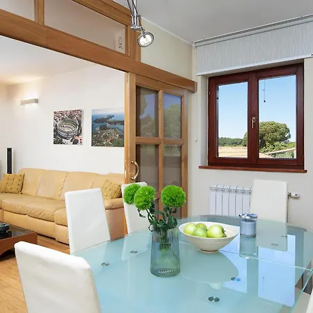 Holiday home Zuccon Pula